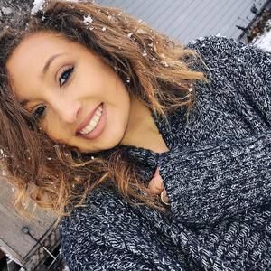 Meet your Posher, Jacqueline